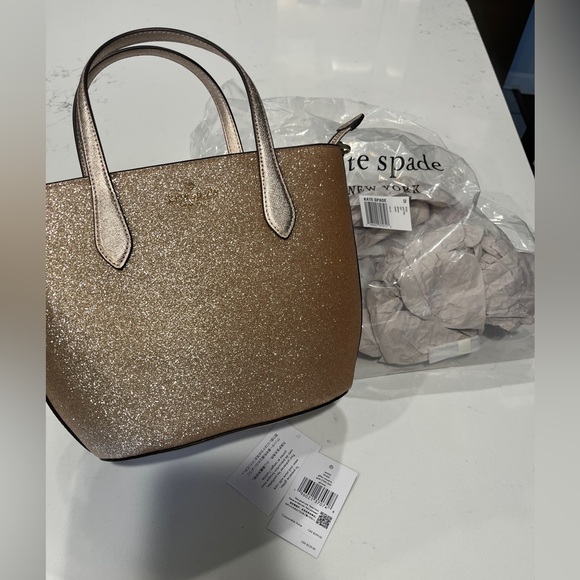 ♠️Kate Spade crossbody! - Picture 3 of 16